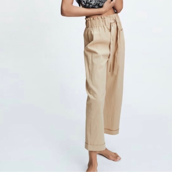 Zara - Culottes Pants - Picture 1 of 4